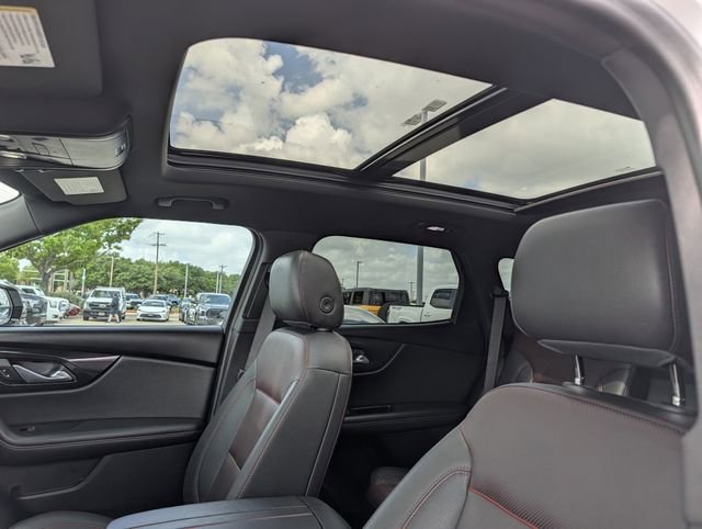 Used 2023 Chevrolet Blazer RS w/ Enhanced Convenience Package image 28