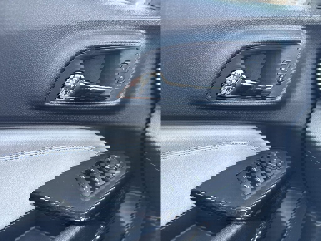 New 2025 Chevrolet Trax LT w/ Driver Confidence Package image 29