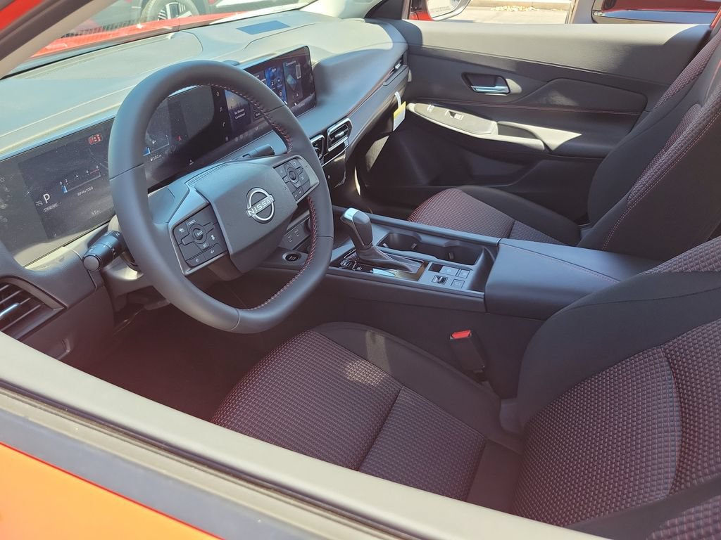 New 2027 Nissan Sentra SR FWD image 3