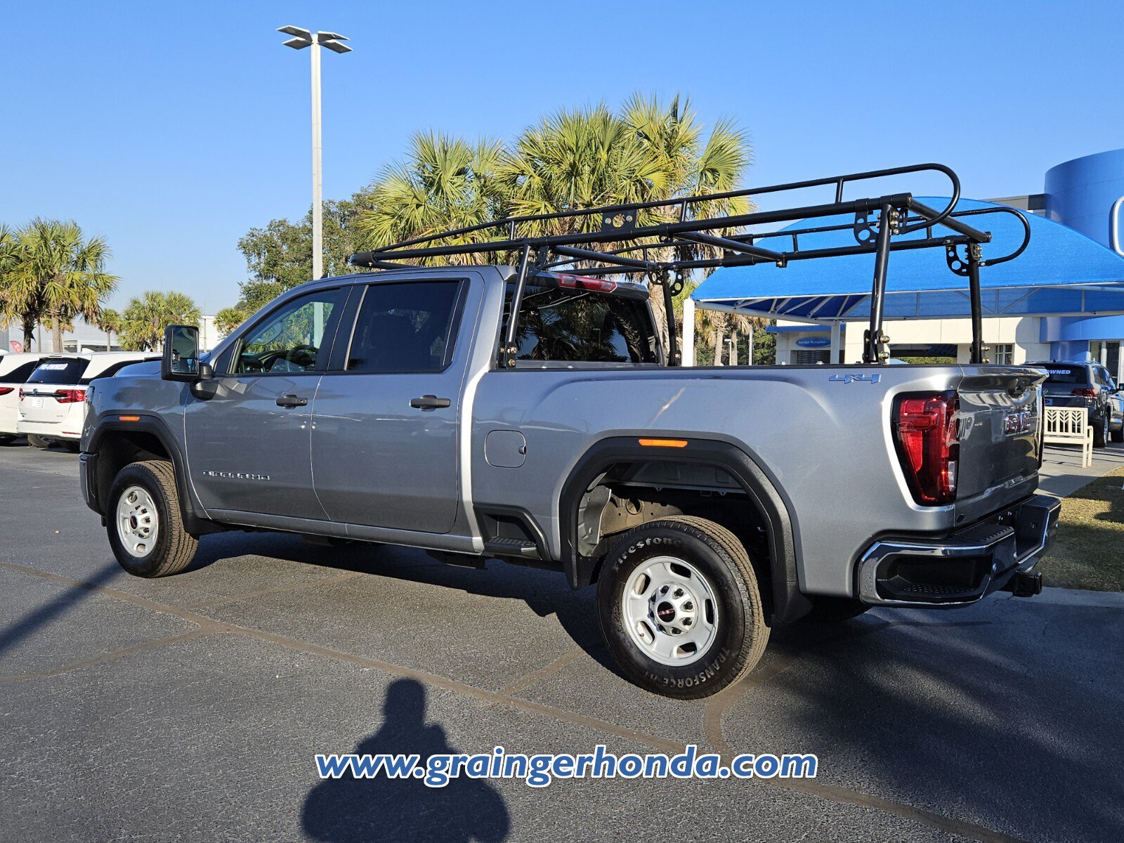 Used 2024 GMC Sierra 2500 Pro w/ 1SA Pro Safety Plus Package image 3