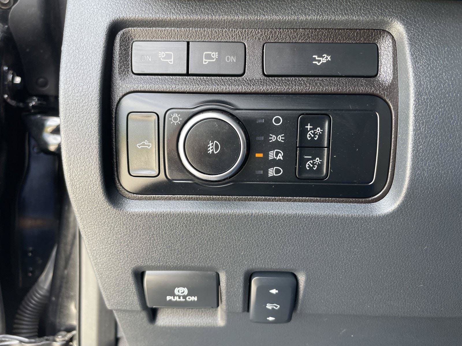 Used 2024 Ford F250 Lariat w/ Lariat Ultimate Package AWD/4WD image 21