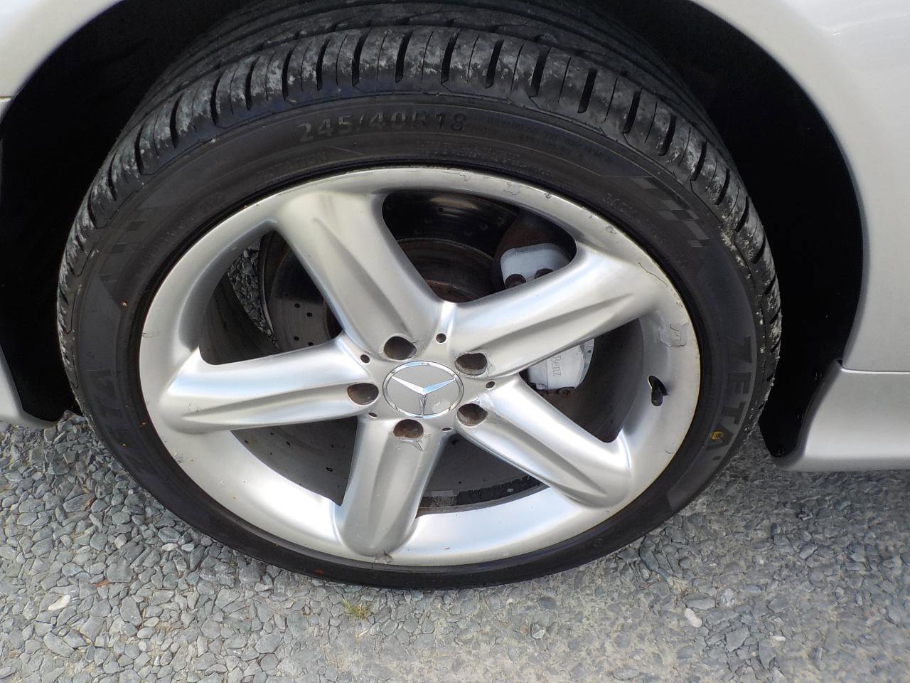 Used 2005 Mercedes-Benz SL 500 image 24