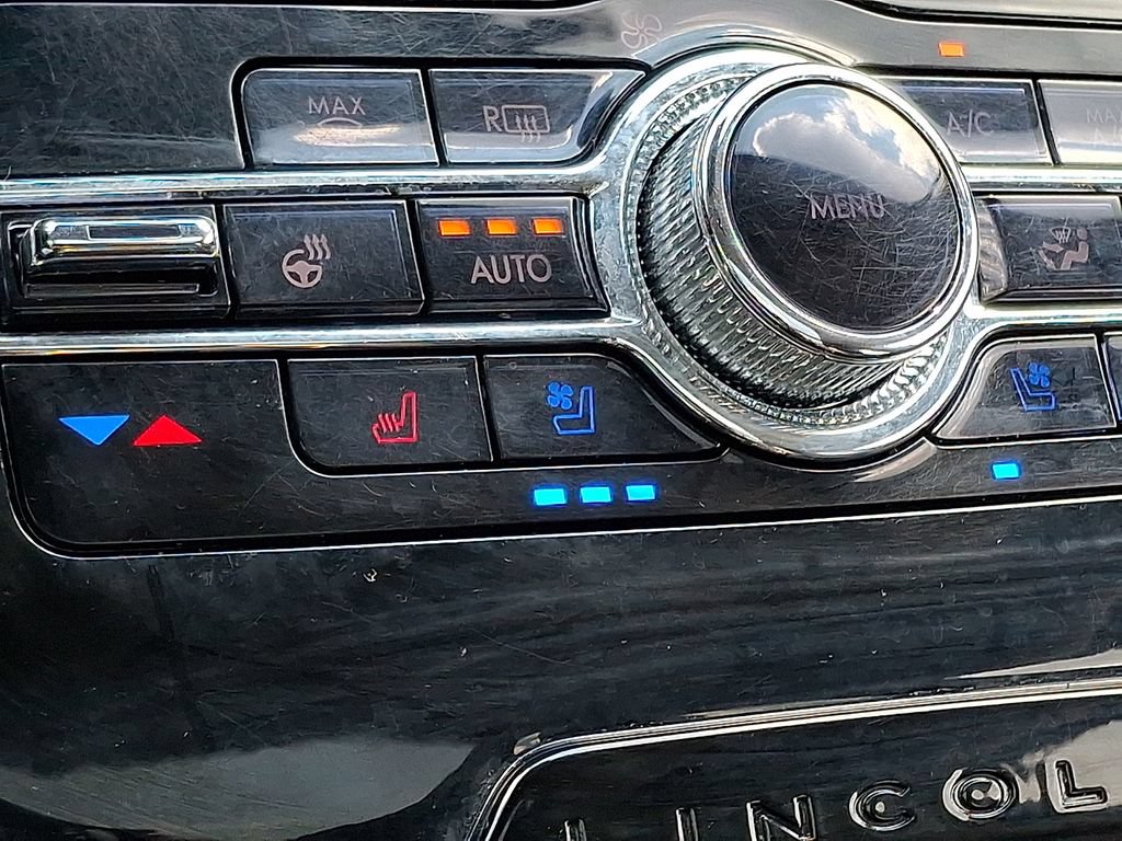 Certified 2021 Lincoln Corsair AWD w/ Premium Package image 24