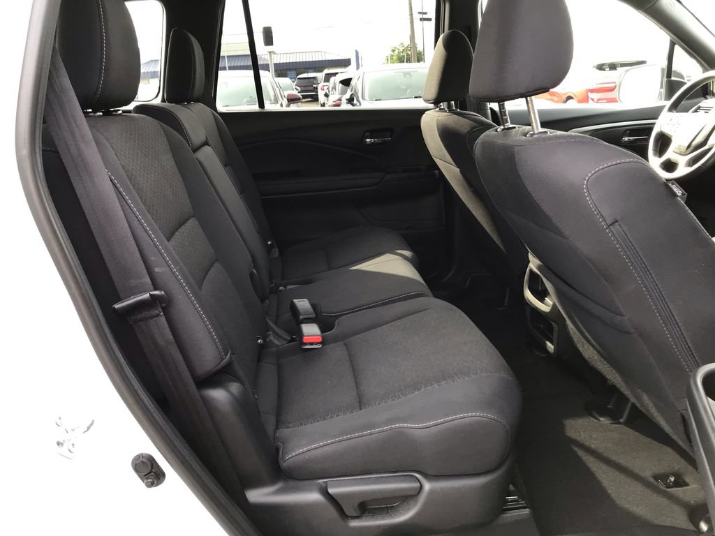 Used 2021 Honda Passport Sport image 15