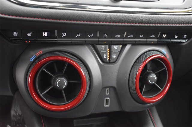 Certified 2023 Chevrolet Blazer RS w/ Driver Confidence II Package image 32