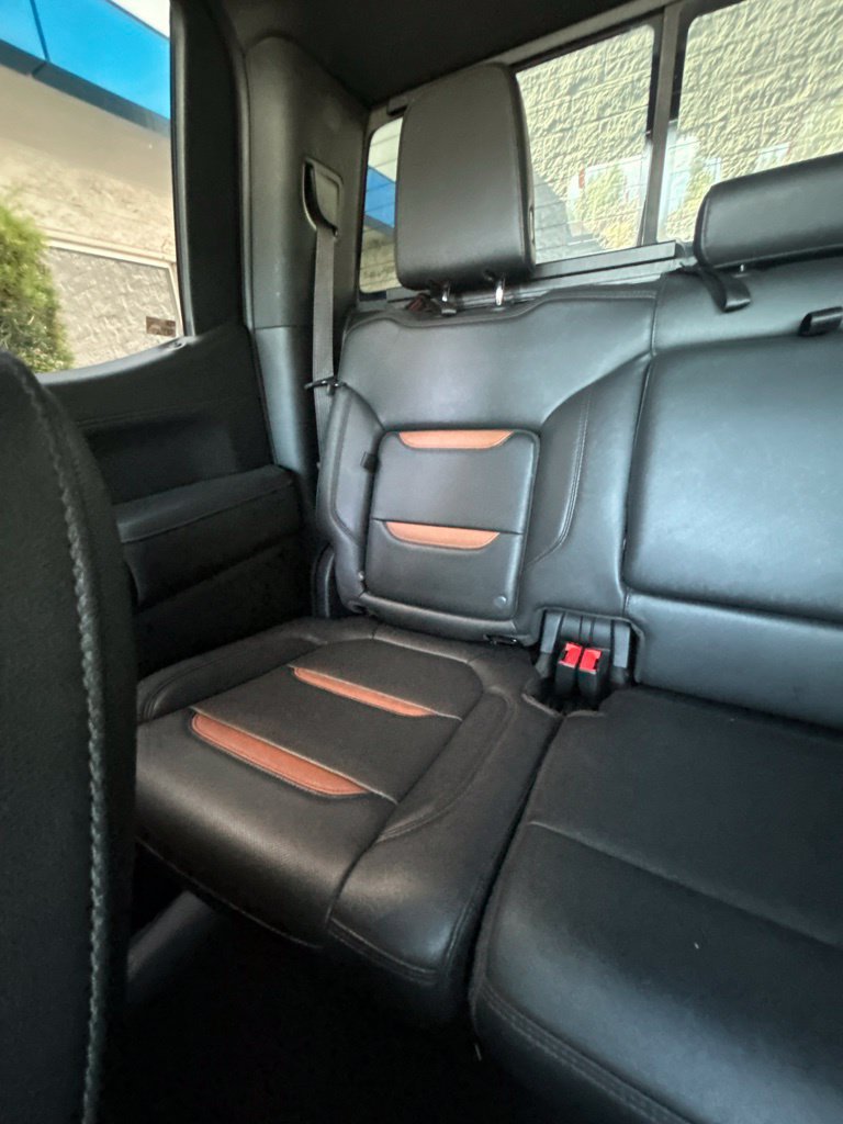 Used 2021 GMC Sierra 1500 AT4 w/ AT4 Value Package AWD/4WD image 18