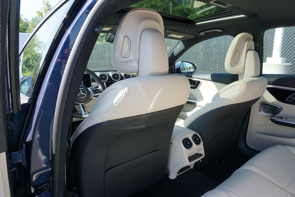 Certified 2025 Mercedes-Benz C 300 Sedan image 47
