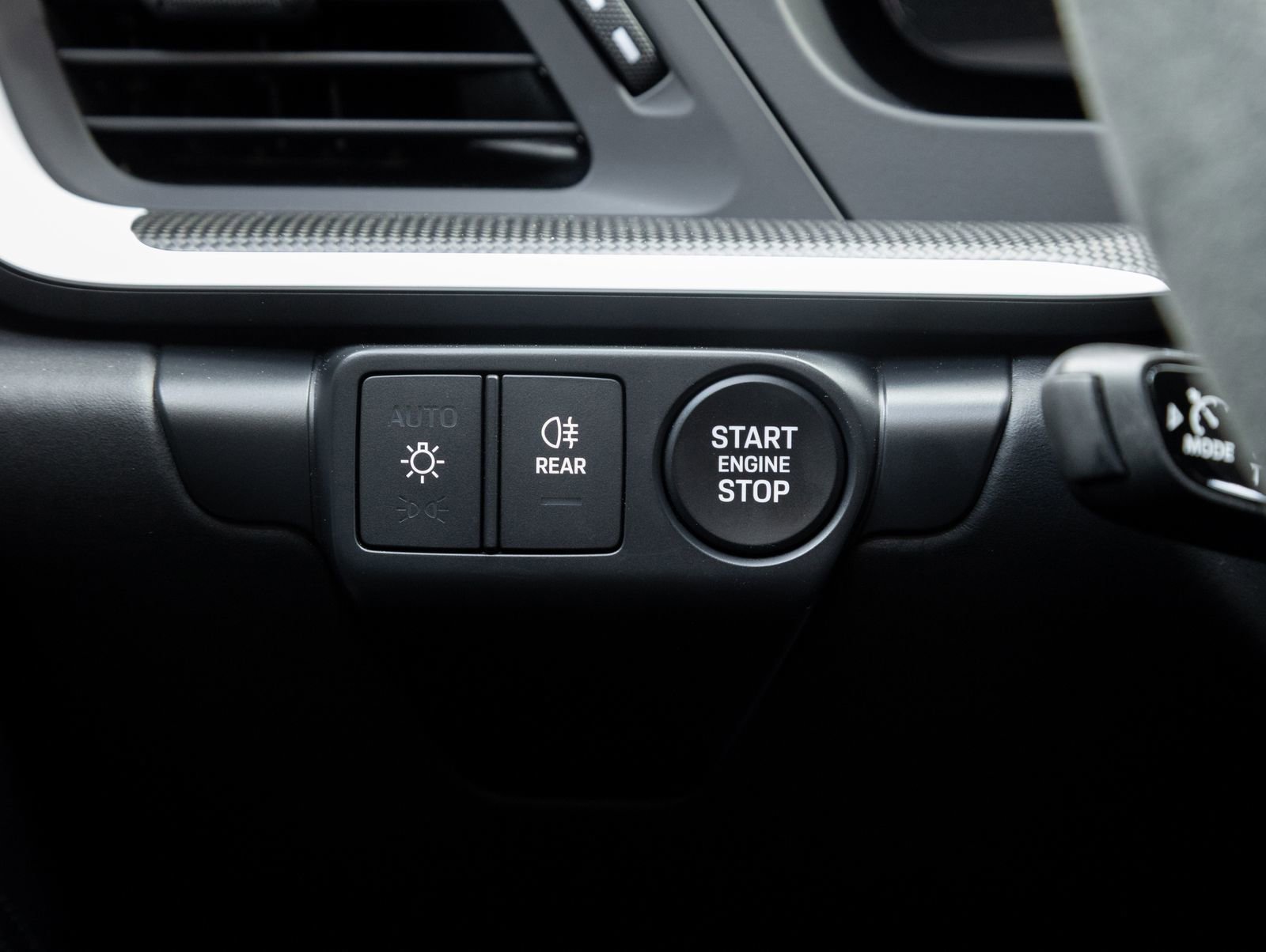 Used 2025 Porsche 911 Carrera GTS image 19