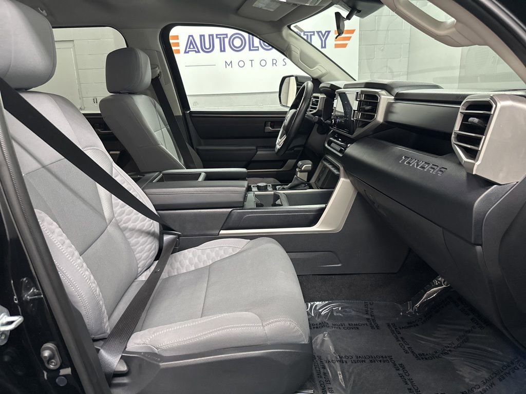 Used 2024 Toyota Tundra SR5 w/ SR5 Convenience Package AWD/4WD image 22