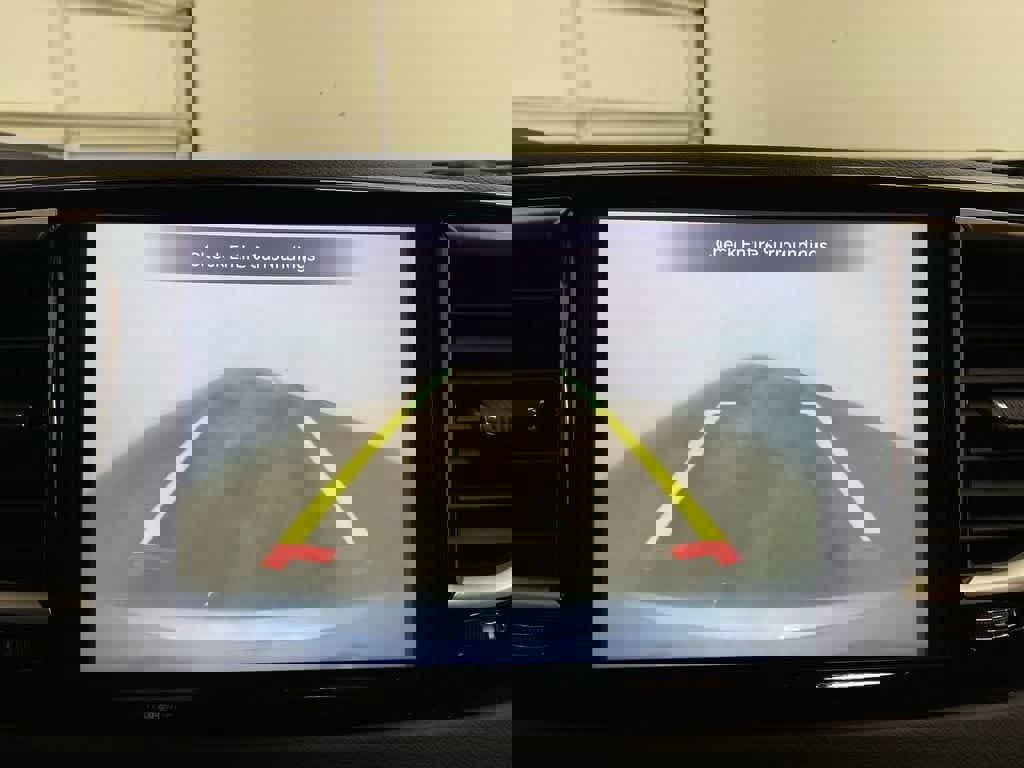 Used 2024 Chrysler Pacifica Touring-L image 25