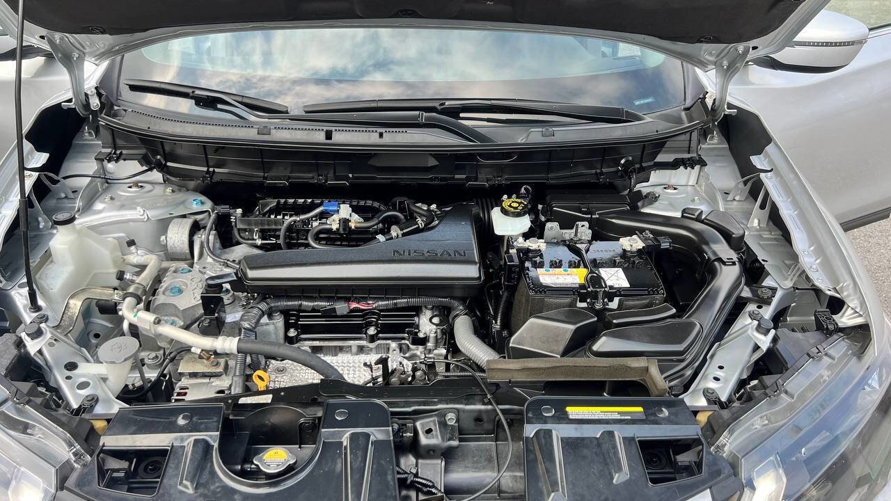 Used 2019 Nissan Rogue SV w/ Sun & Sound Touring Package image 29