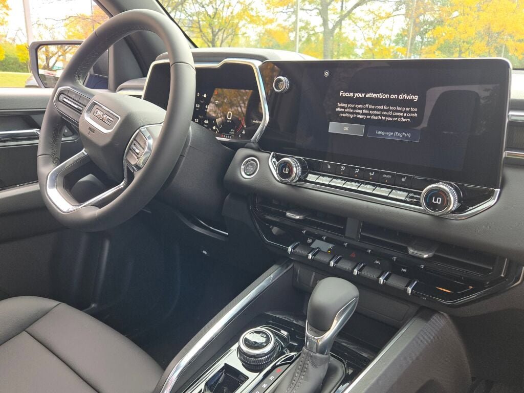 New 2026 GMC Canyon Elevation w/ Convenience Package image 9