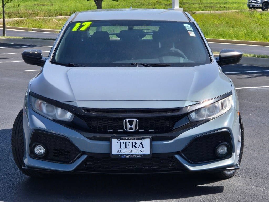 Used 2017 Honda Civic Sport image 4