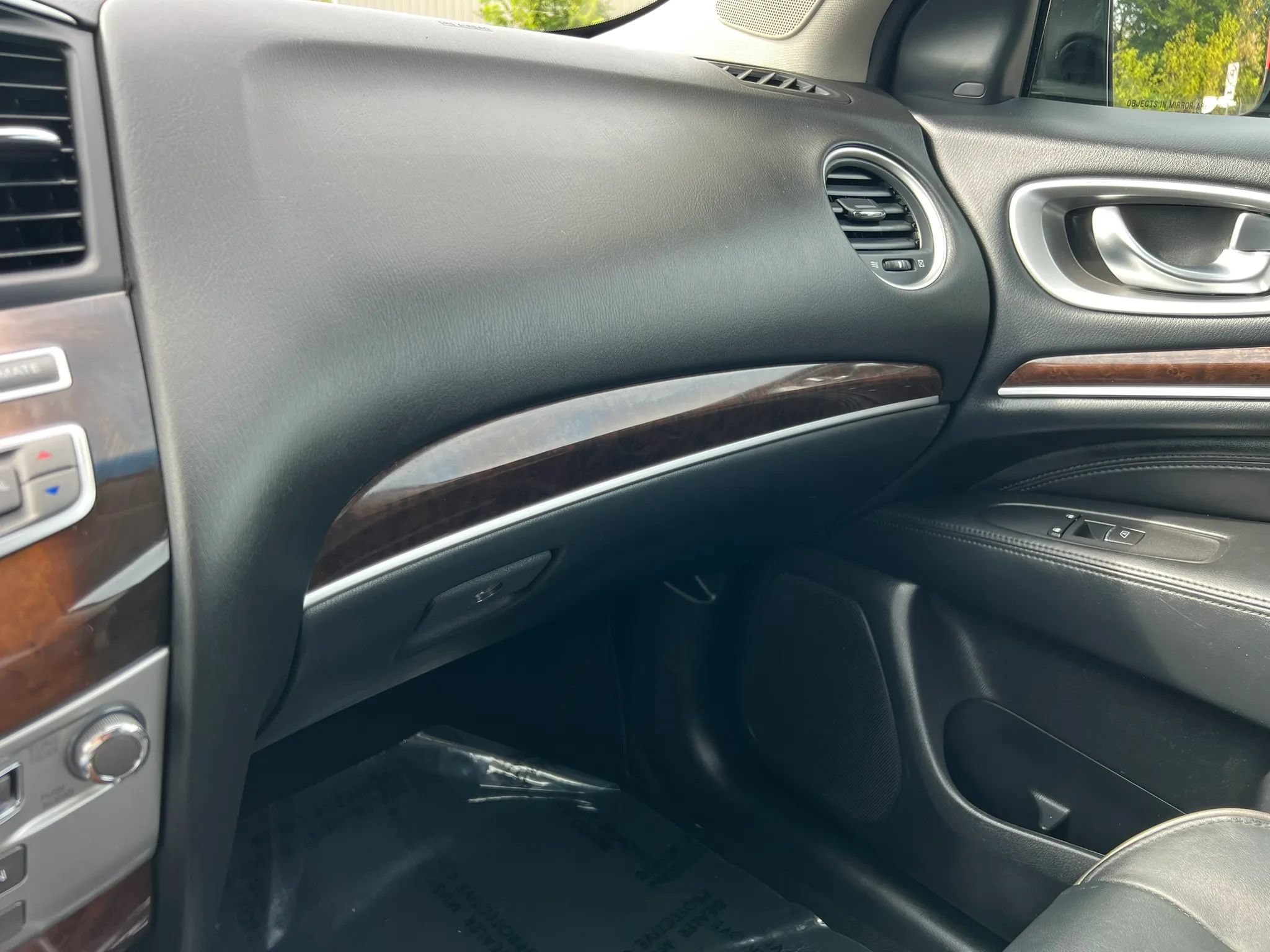 Used 2013 INFINITI JX35 AWD w/ Premium Pkg image 32
