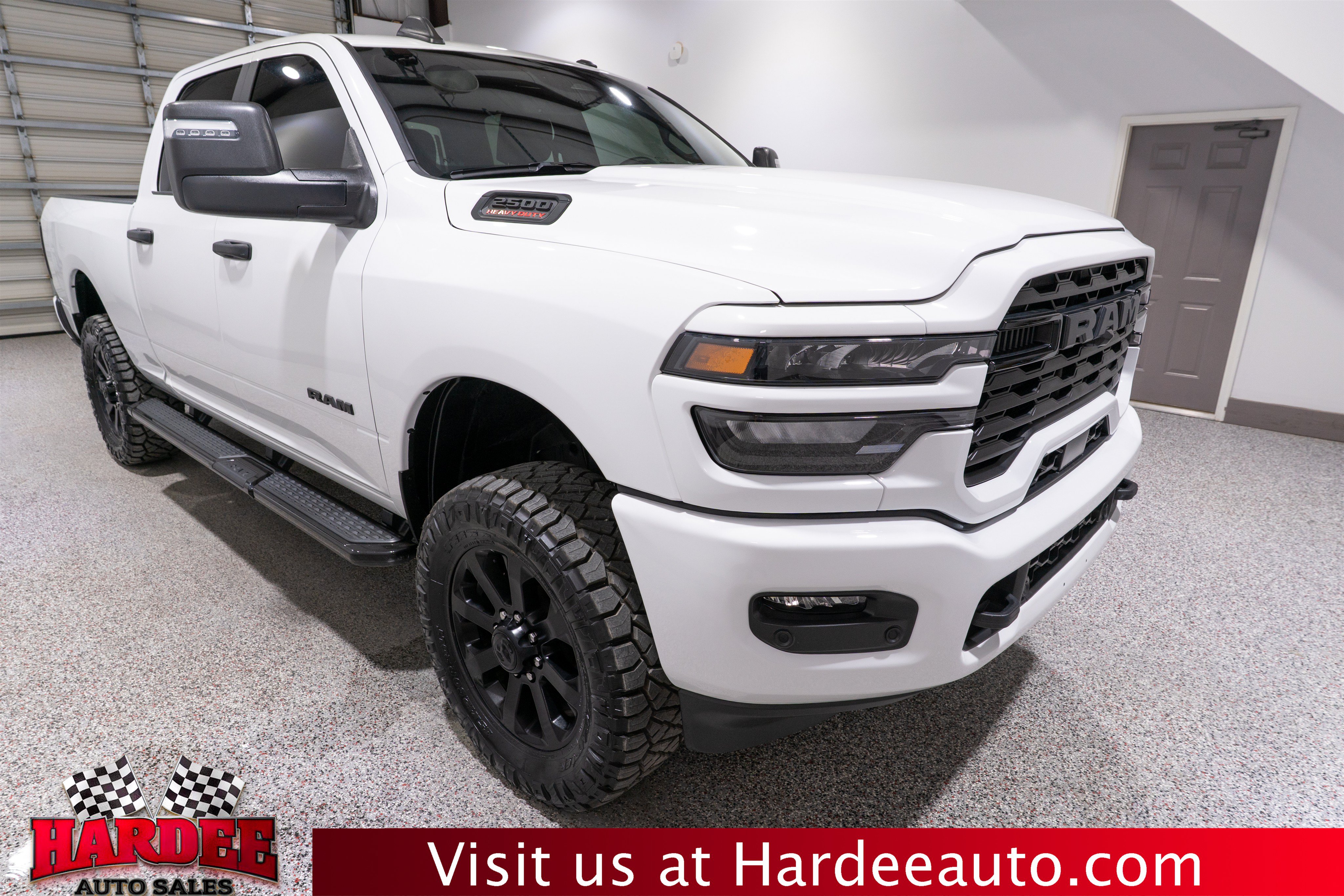 Used 2025 RAM 2500 Big Horn AWD/4WD image 6
