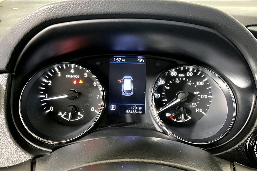 Used 2020 Nissan Rogue SV image 16