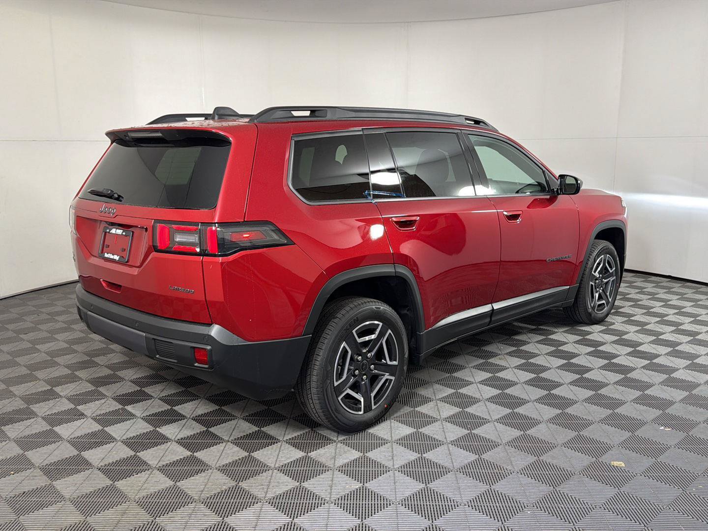 New 2026 Jeep Cherokee Laredo AWD/4WD image 4