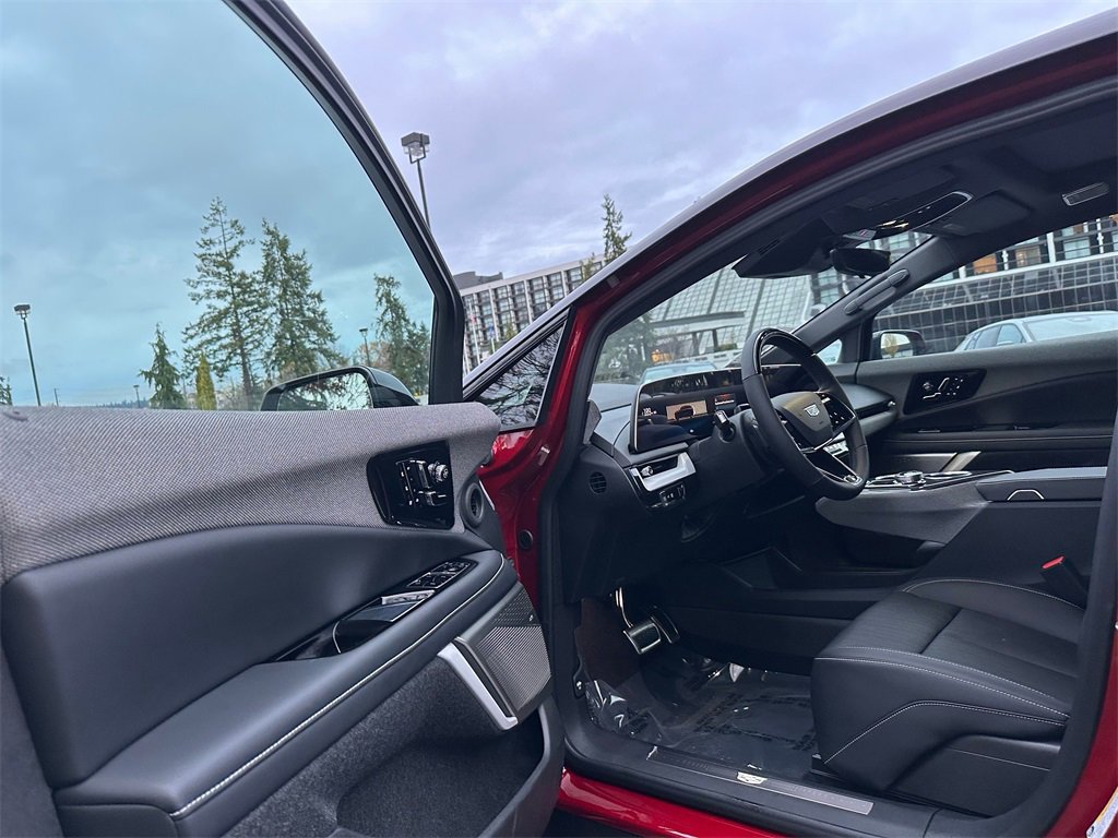 New 2026 Cadillac Optiq Sport 2 image 20