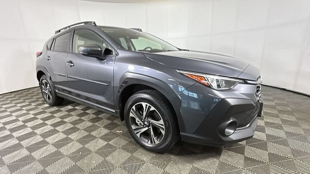 Used 2025 Subaru Crosstrek 2.0i Premium AWD/4WD image 2
