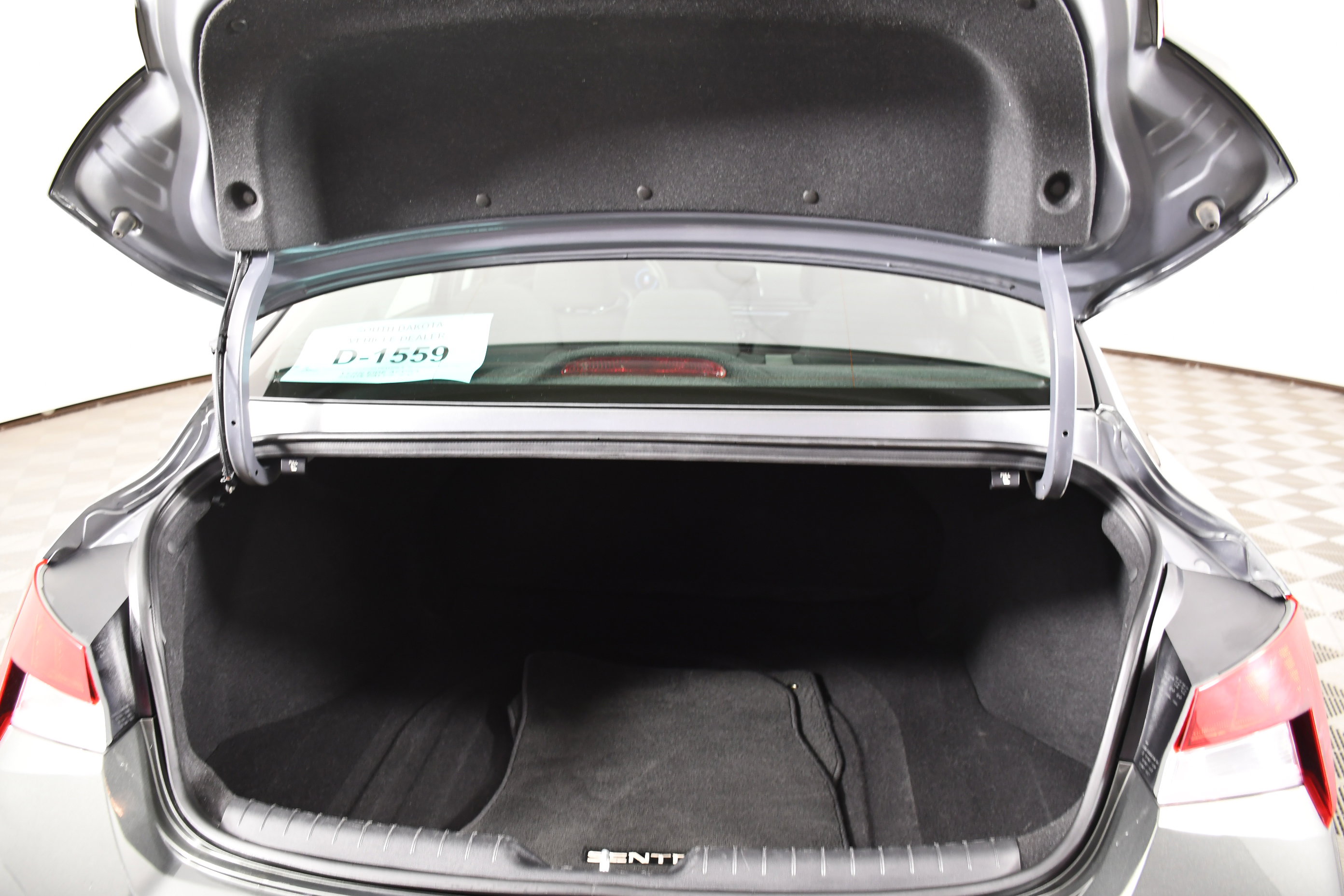 Used 2024 Hyundai Elantra SEL FWD image 49