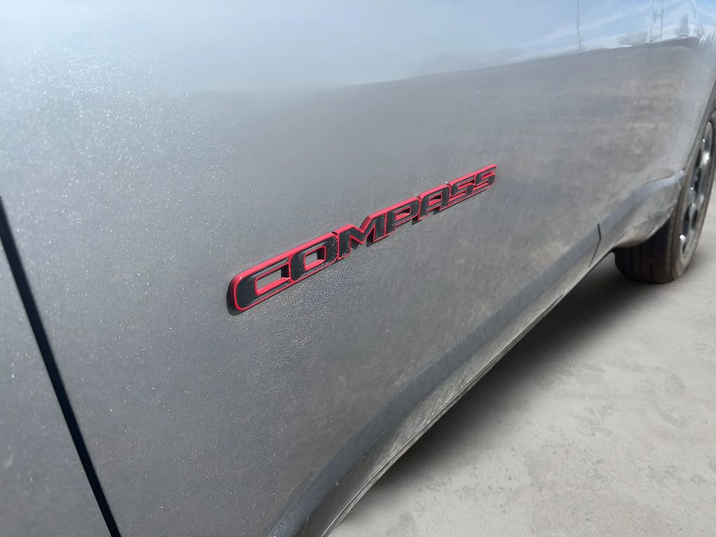 Used 2024 Jeep Compass Trailhawk image 10