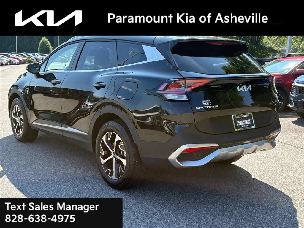 Certified 2025 Kia Sportage EX AWD/4WD image 4