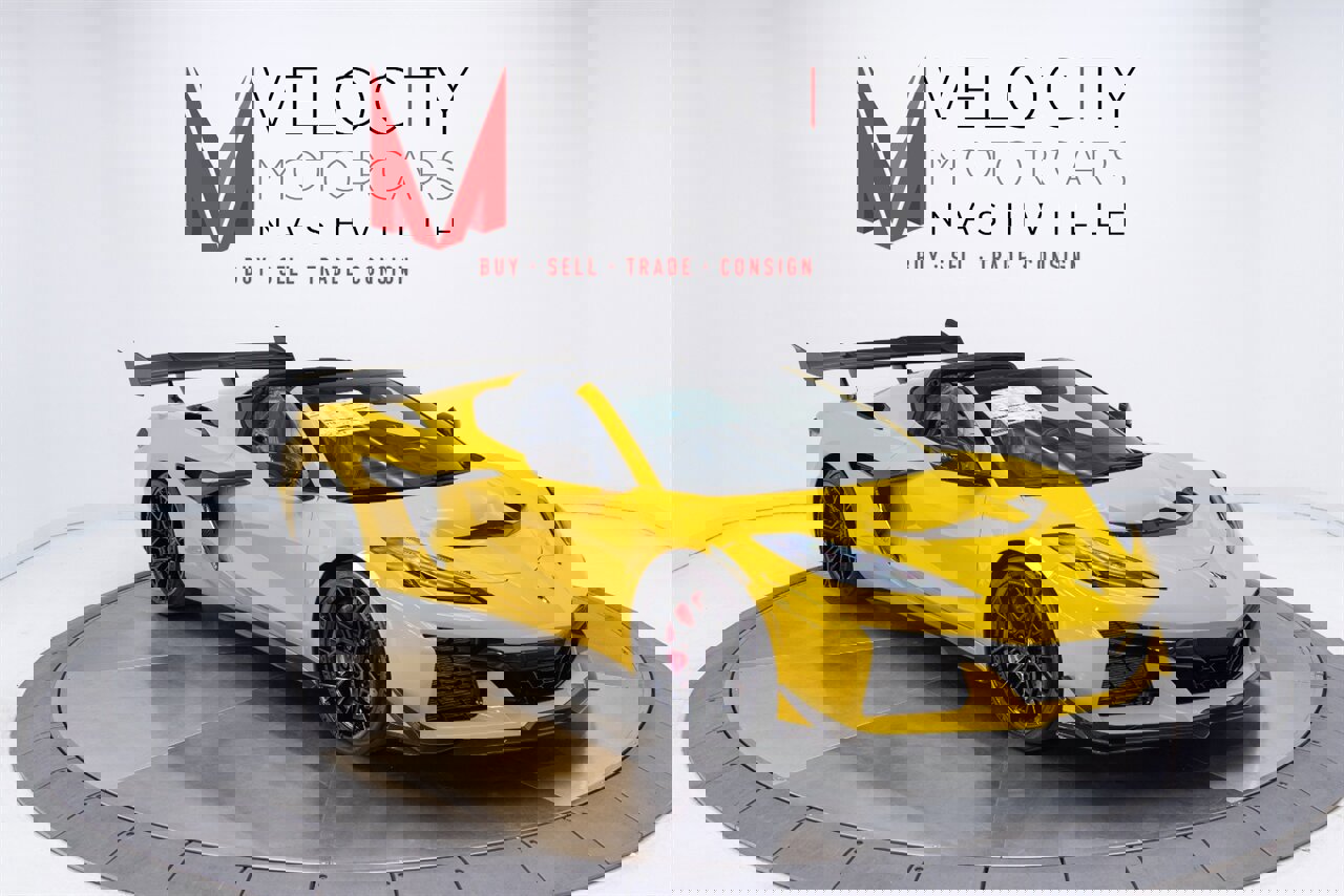 Used 2026 Chevrolet Corvette ZR1 w/ ZR1 Carbon Fiber Aero Package image 18