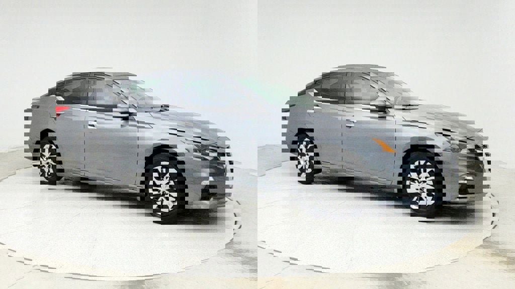 Used 2022 Nissan Altima 2.5 S image 3