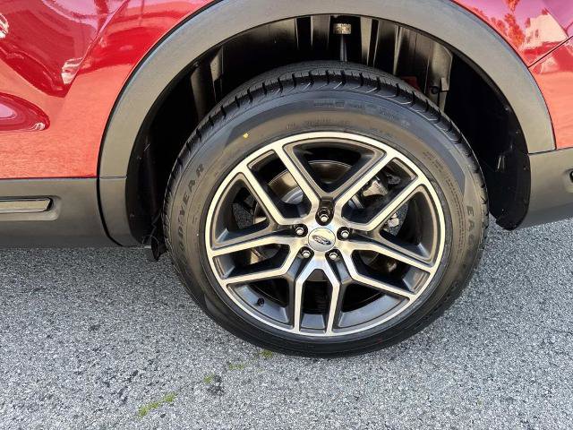 Certified 2019 Ford Explorer Sport image 9