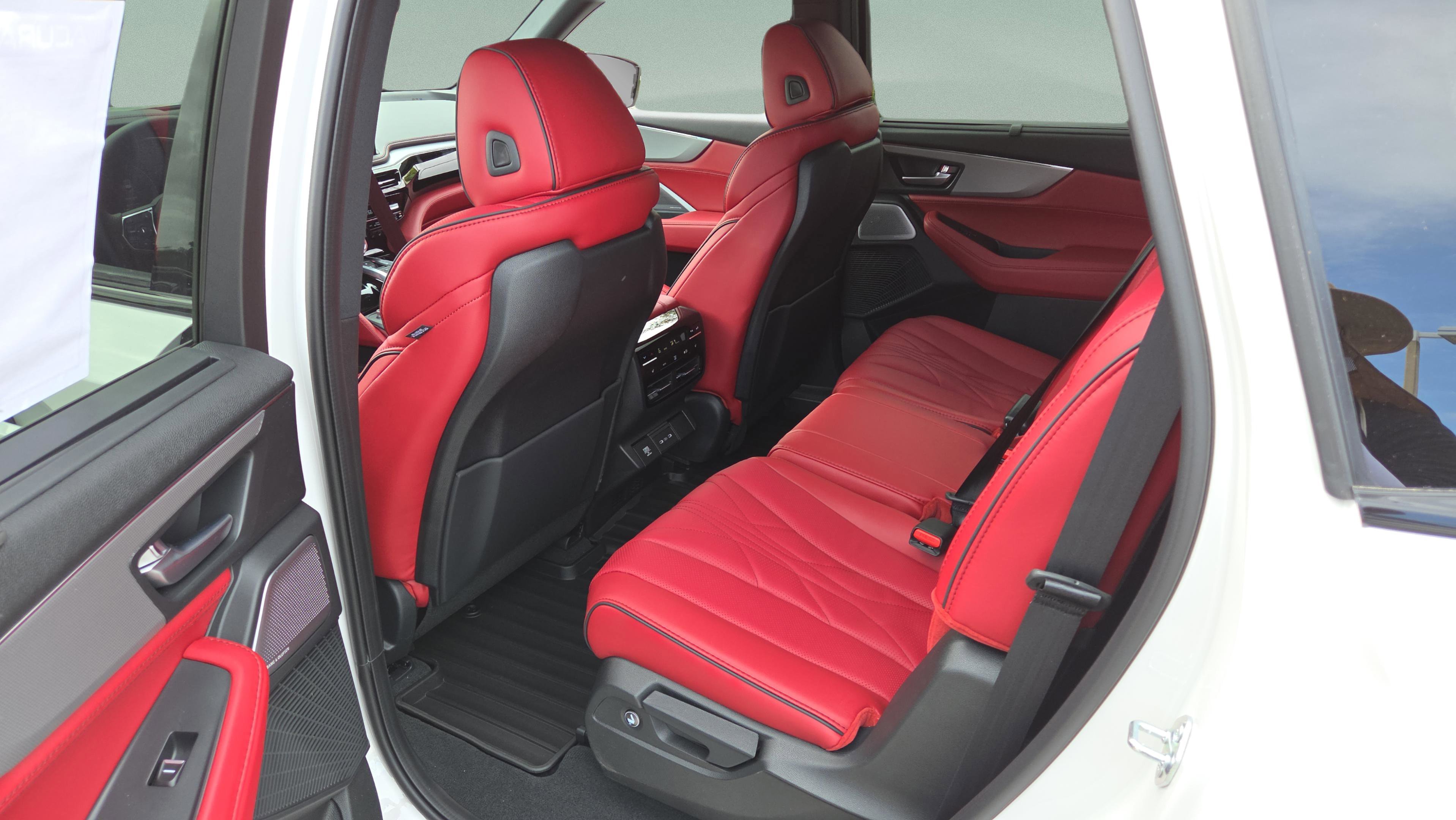 New 2026 Acura MDX A-Spec image 11