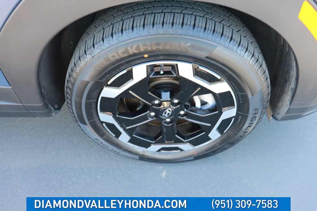 Used 2025 Hyundai Santa Fe SEL AWD/4WD image 30