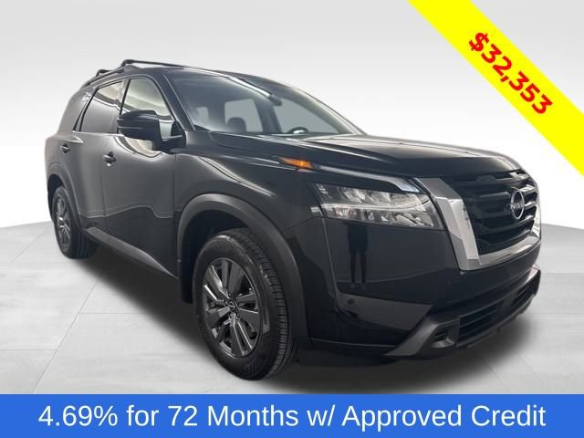 Used 2025 Nissan Pathfinder SV w/ SV Premium Package