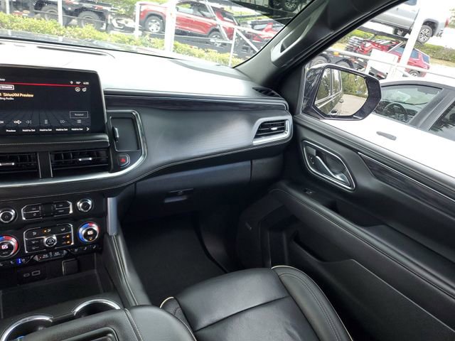 Used 2023 GMC Yukon SLT AWD/4WD image 15