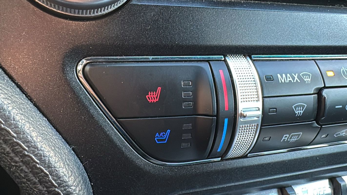 Used 2020 Ford Mustang GT Premium image 18