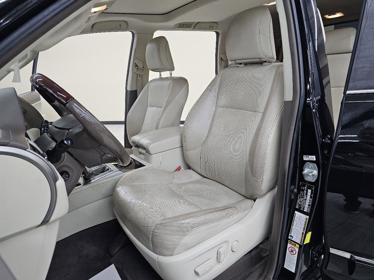 Used 2017 Lexus GX 460 Premium image 16