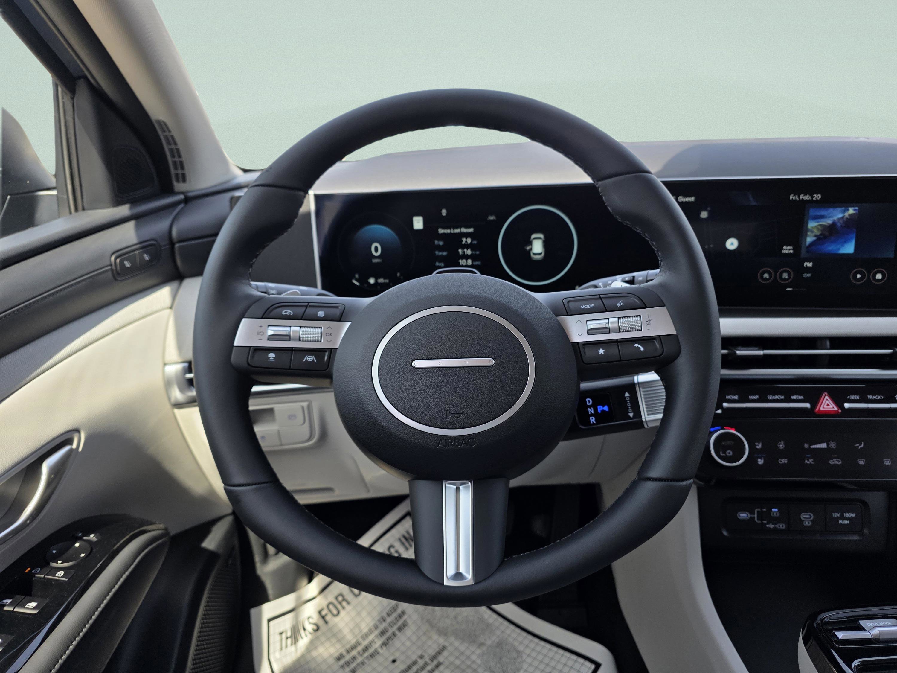 New 2026 Hyundai Tucson Limited image 25