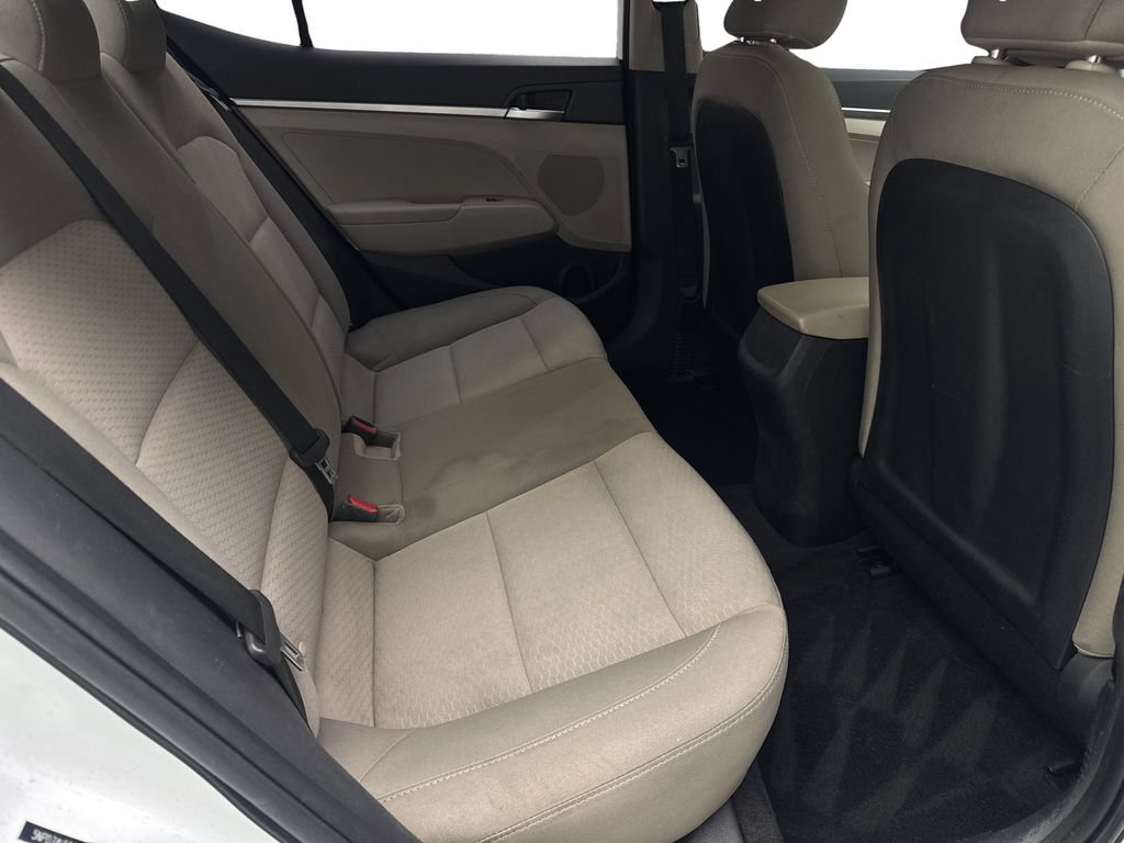 Used 2019 Hyundai Elantra SE FWD image 26