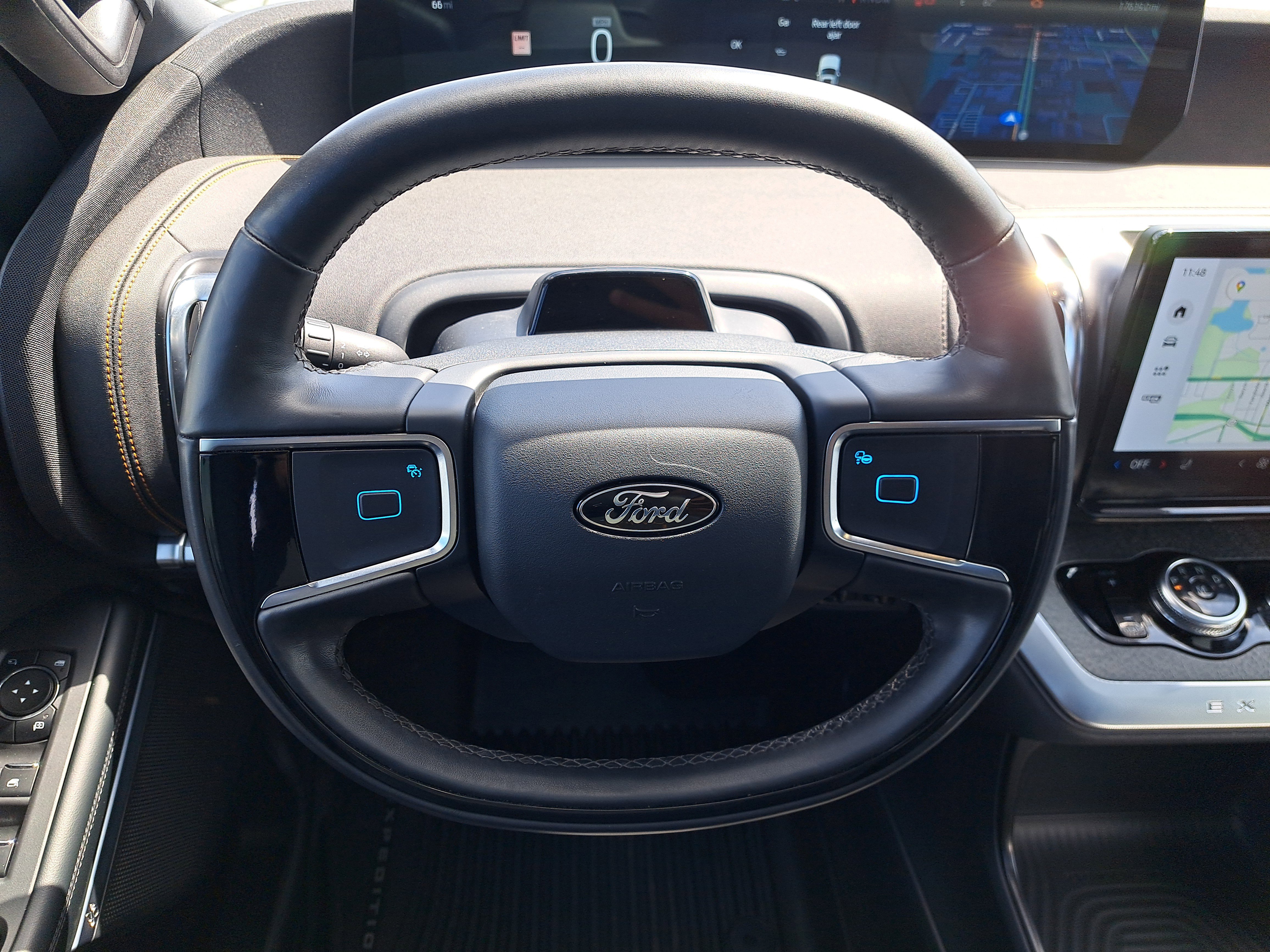 Used 2025 Ford Expedition Tremor image 18