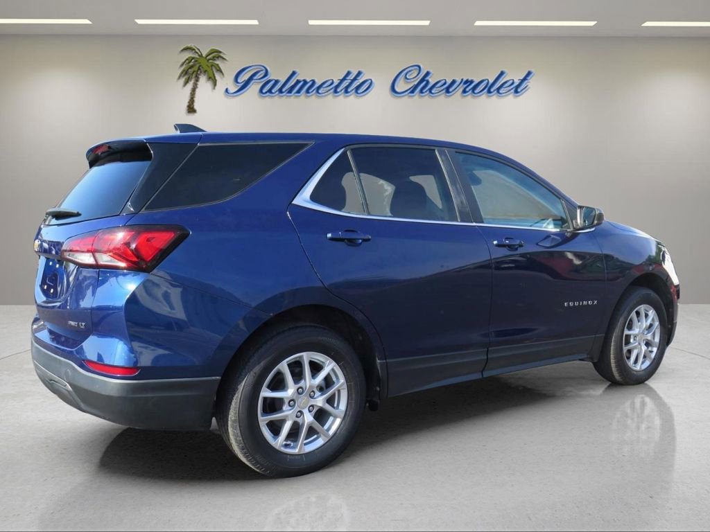 Used 2022 Chevrolet Equinox LT AWD/4WD image 3