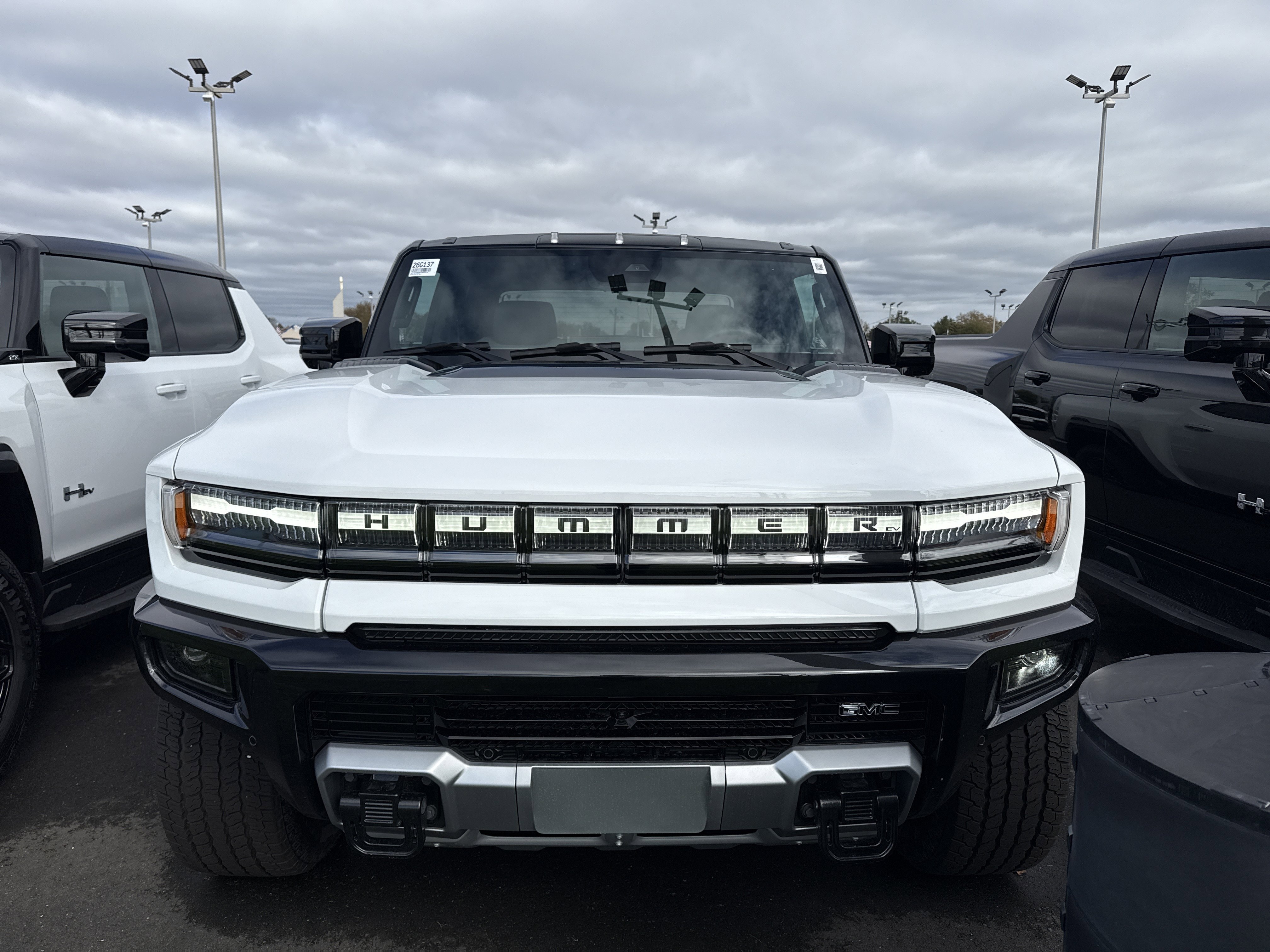 New 2026 GMC Hummer EV 4x4 Crew Cab image 2
