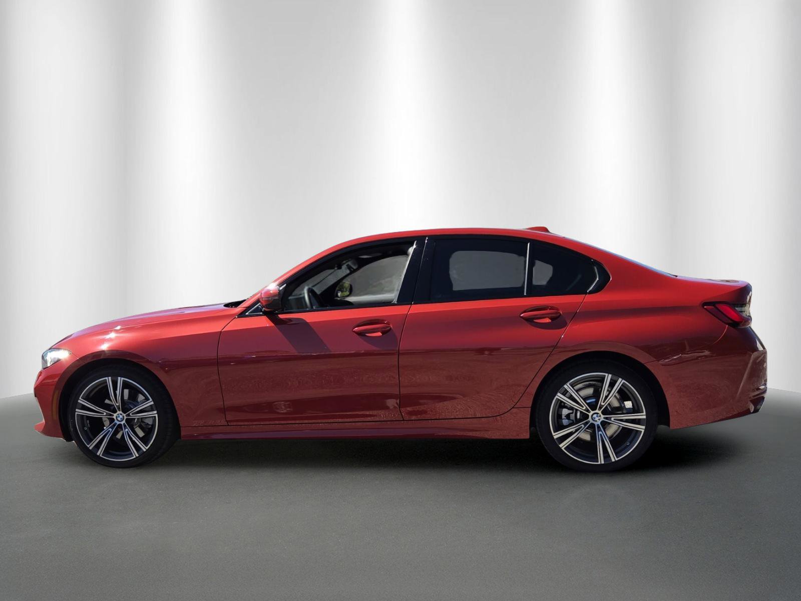 Used 2023 BMW 330i Sedan w/ Premium Package RWD image 4