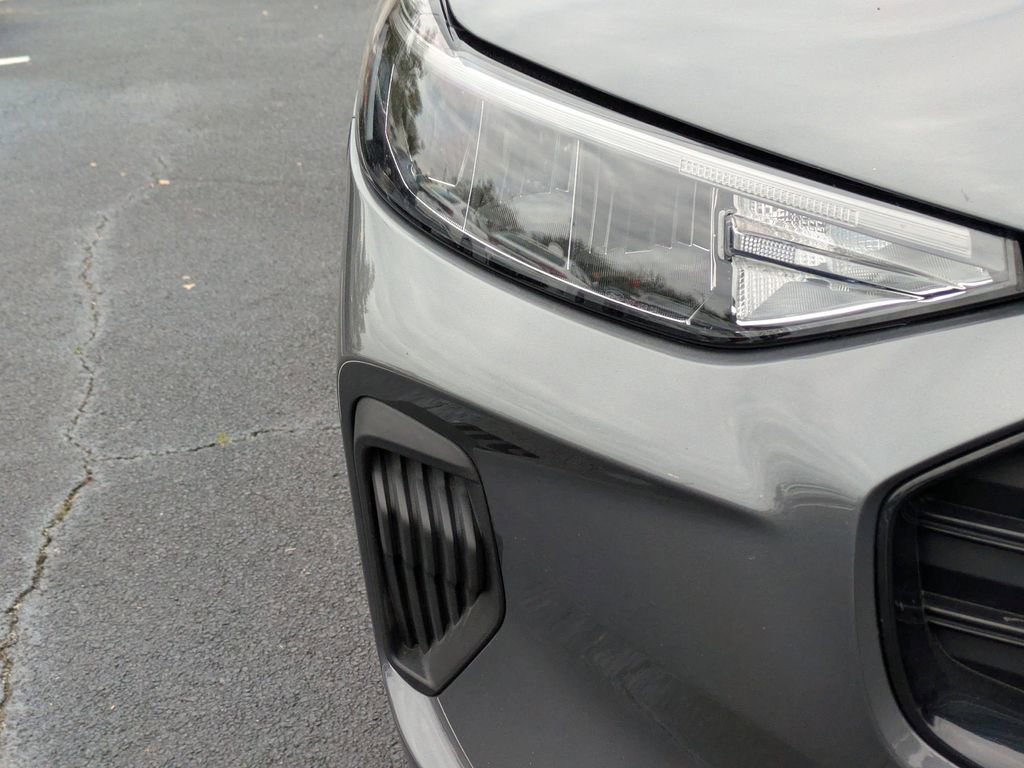 Used 2025 Ford Escape ST-Line image 10