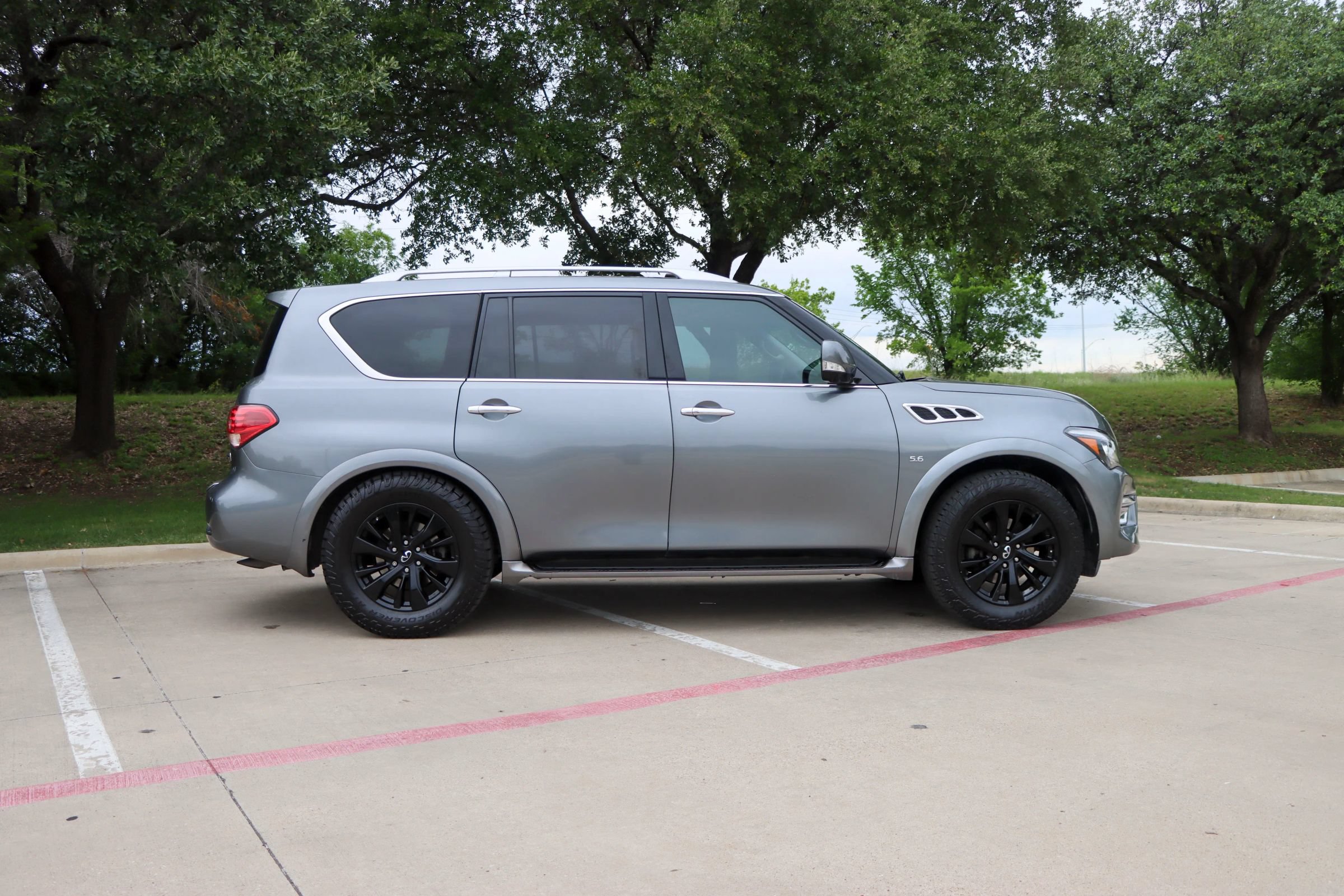 Used 2016 INFINITI QX80 2WD image 8