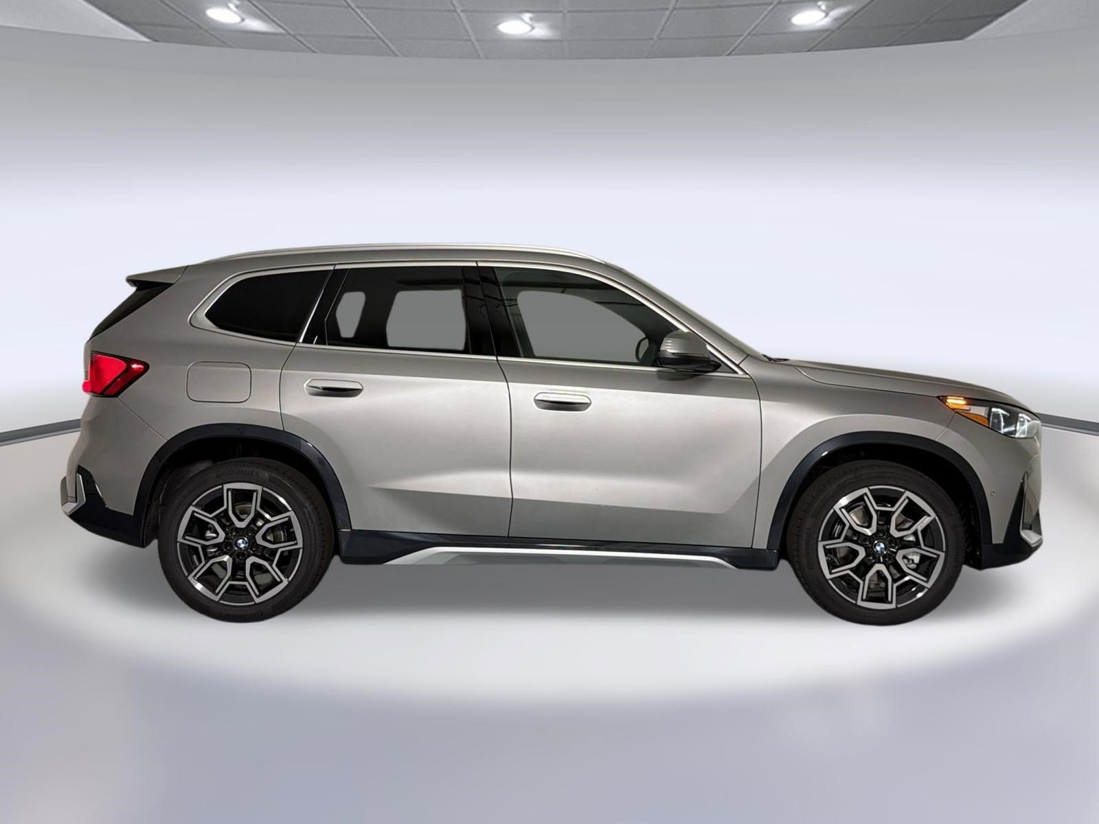 New 2026 BMW X1 xDrive28i w/ Convenience Package AWD/4WD image 8