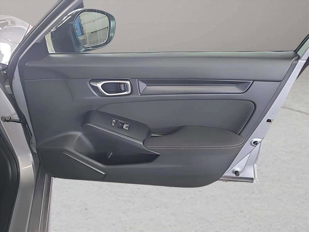 Used 2023 Honda Civic Sport image 28