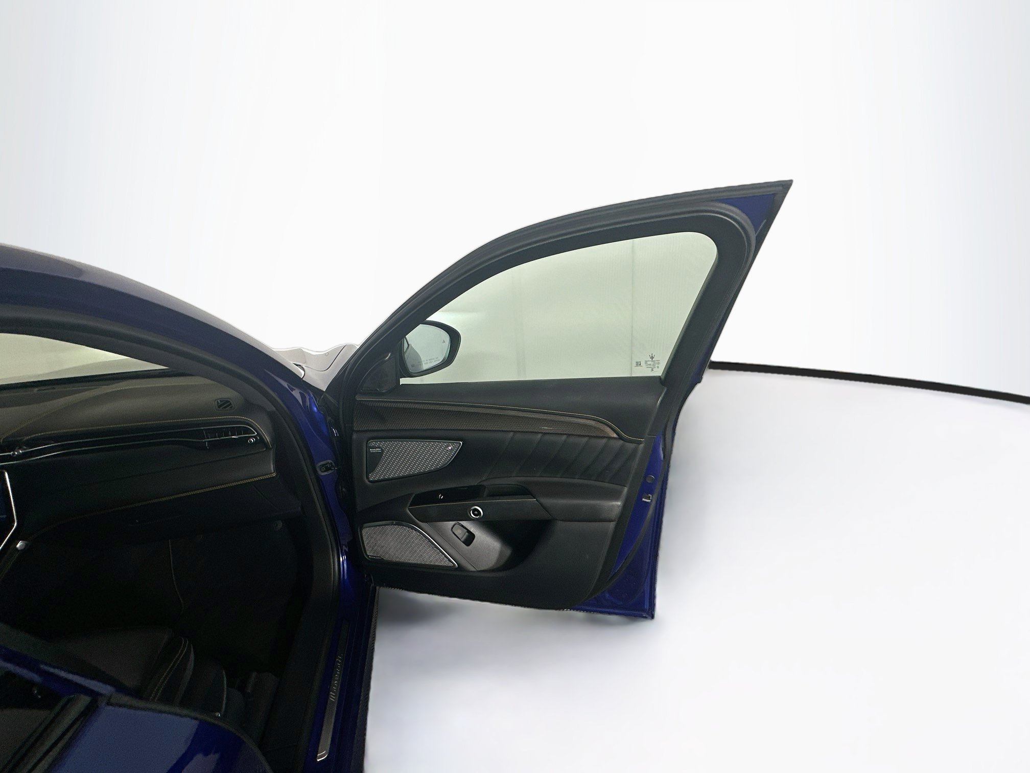 Used 2023 Maserati Grecale Modena AWD/4WD image 34