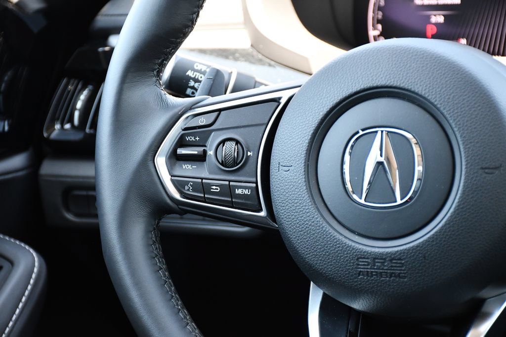Used 2026 Acura MDX w/ Technology Package FWD image 24