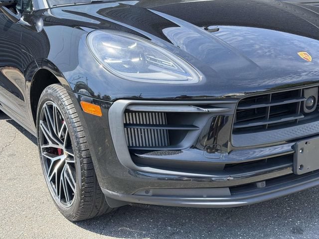 Certified 2023 Porsche Macan S AWD/4WD image 11