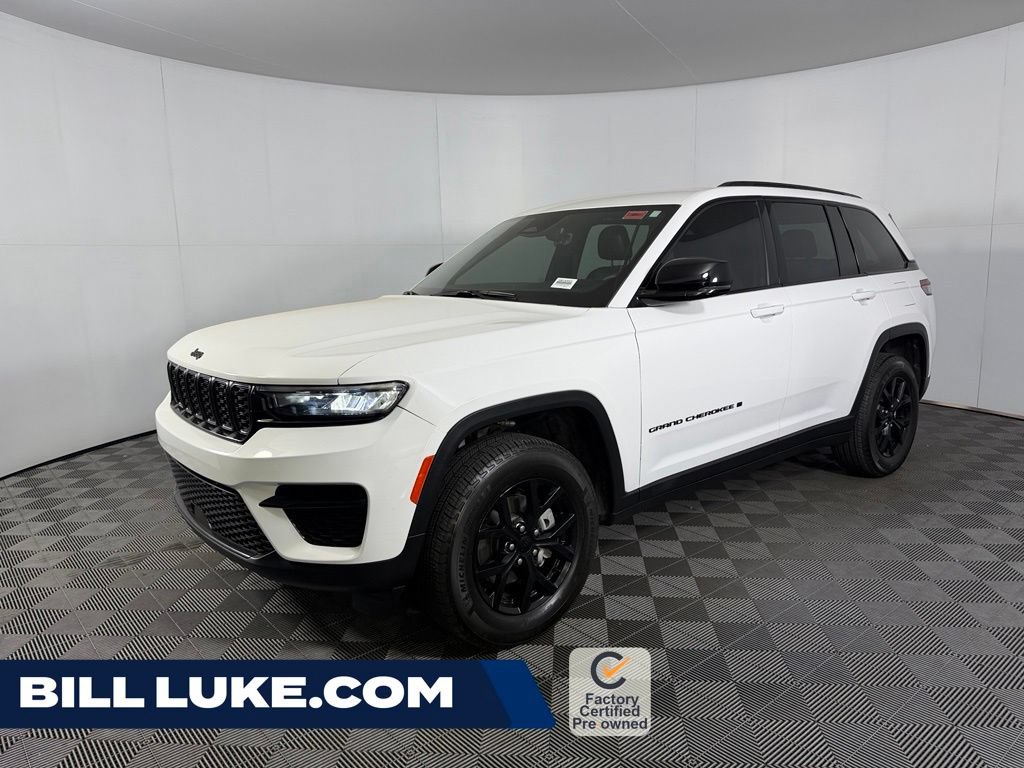 Certified 2025 Jeep Grand Cherokee Altitude AWD/4WD image 1
