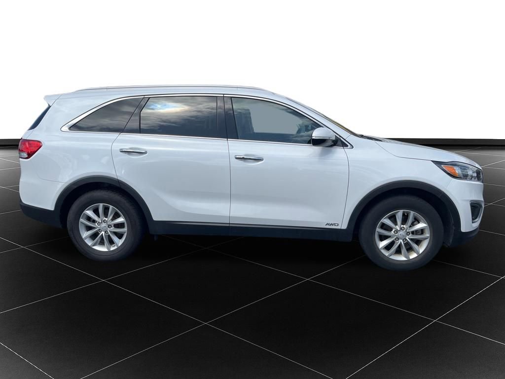 Used 2017 Kia Sorento LX w/ LX Convenience Package AWD/4WD image 6